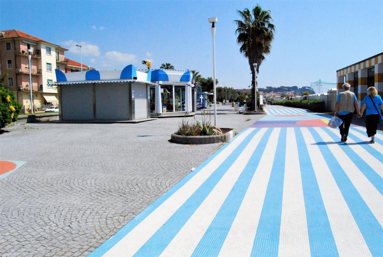 Il Nido Sul Mare Διαμέρισμα Σαβόνα Εξωτερικό φωτογραφία